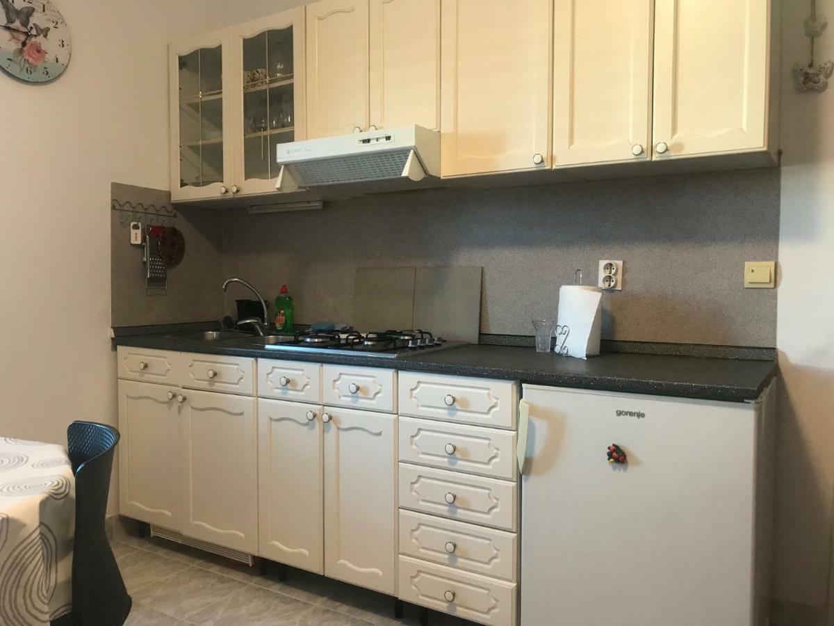 Apartman Gracin Primošten Exterior foto